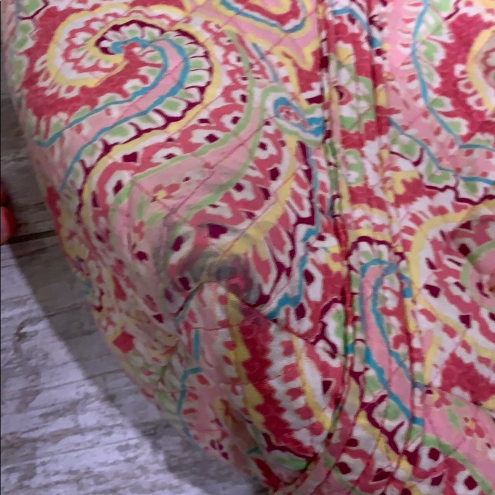 Vera Bradley pink Large overnight tote. - Picture 5 of 8